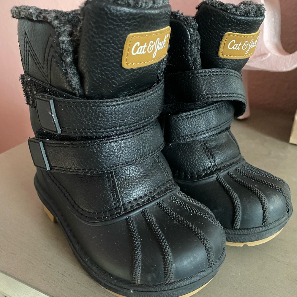 Toddler snow boots